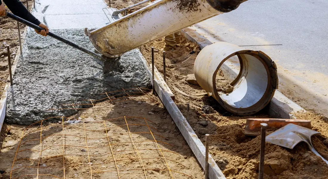 Drainage being installed alongside a concrete slab before pouring